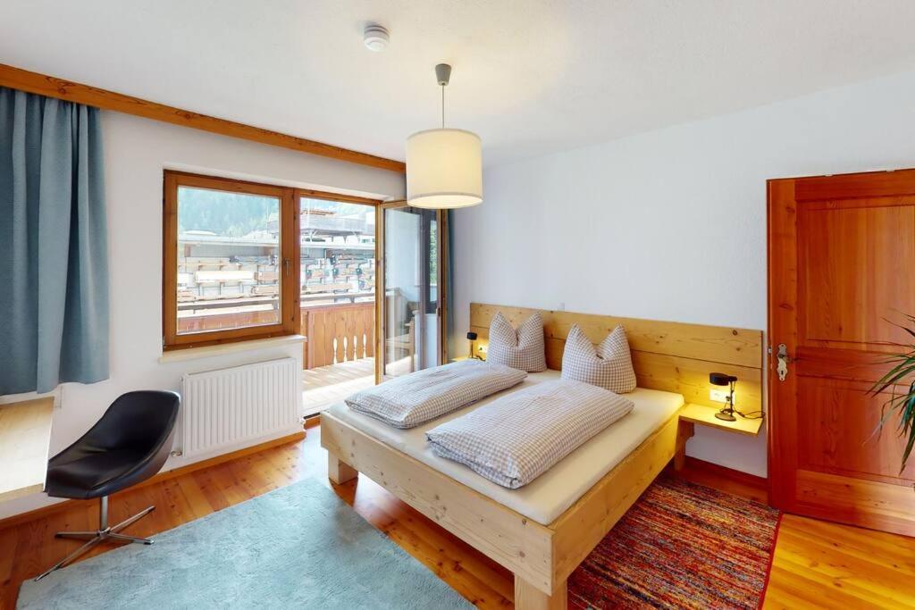 Haus Alberto - Haus Mit 2 Ferienwohnungen Ötztal-Bahnhof 外观 照片